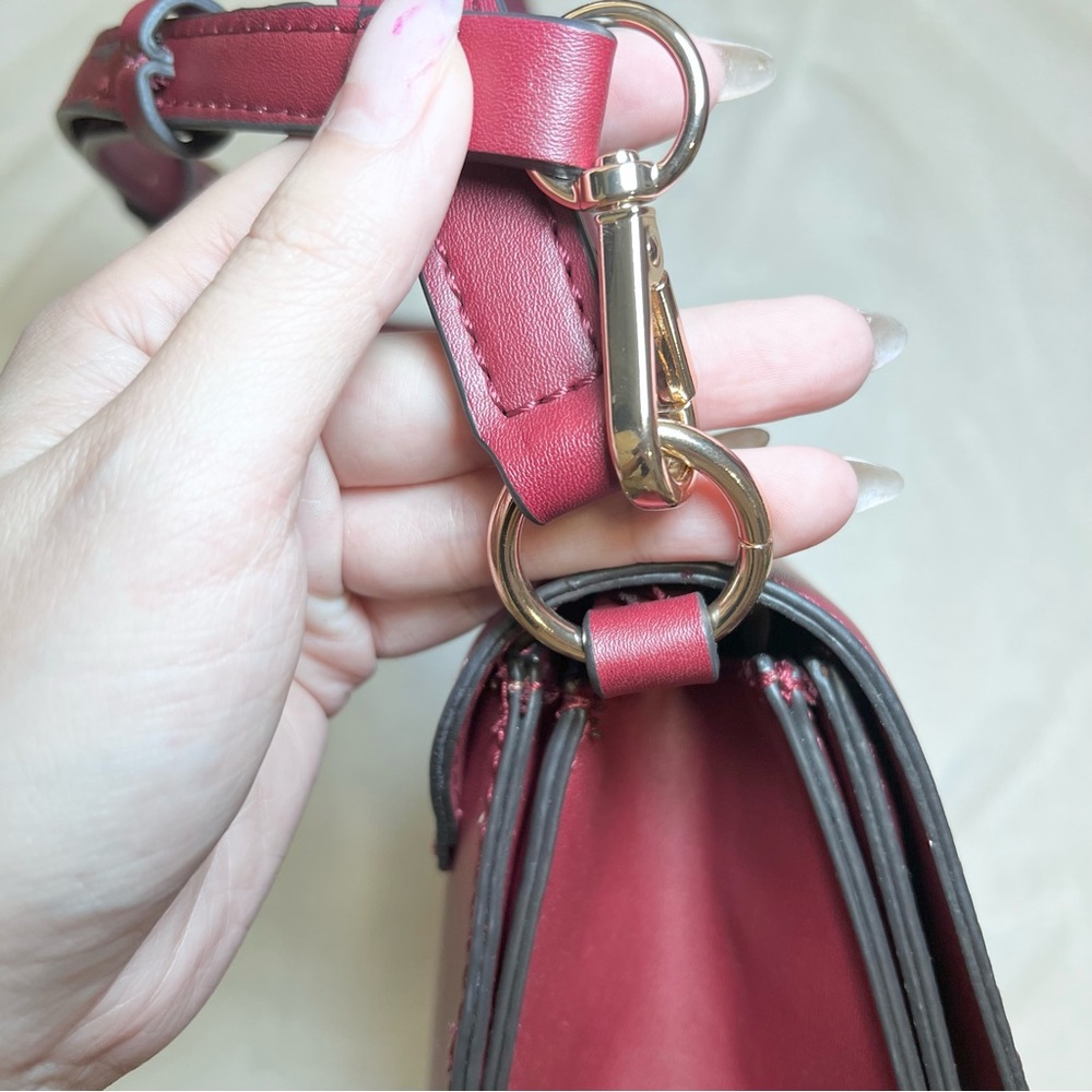 GUESS womens Evie Medium Shoulder Bag Purse Cranberry - Picture 7 of 14